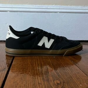 New Balance Numeric 212 Mens size 11.5